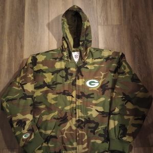Green Bay Packers Vintage 1996 NFL Licensed Camo Insulated Hooded Winter Coat